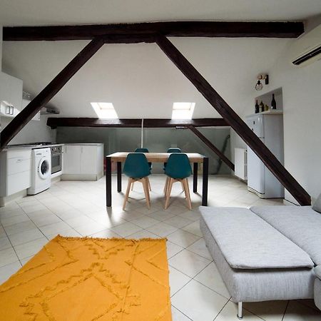 Hbhall Navigli 30 Apartment Милано Екстериор снимка