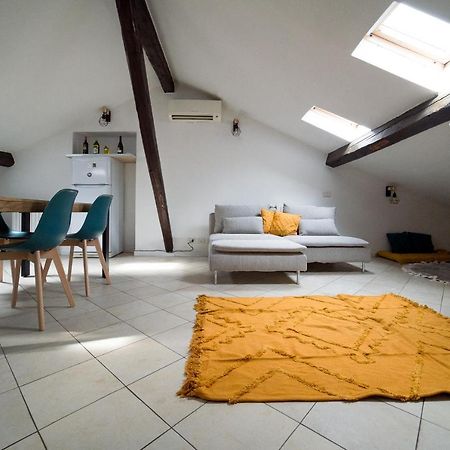 Hbhall Navigli 30 Apartment Милано Екстериор снимка