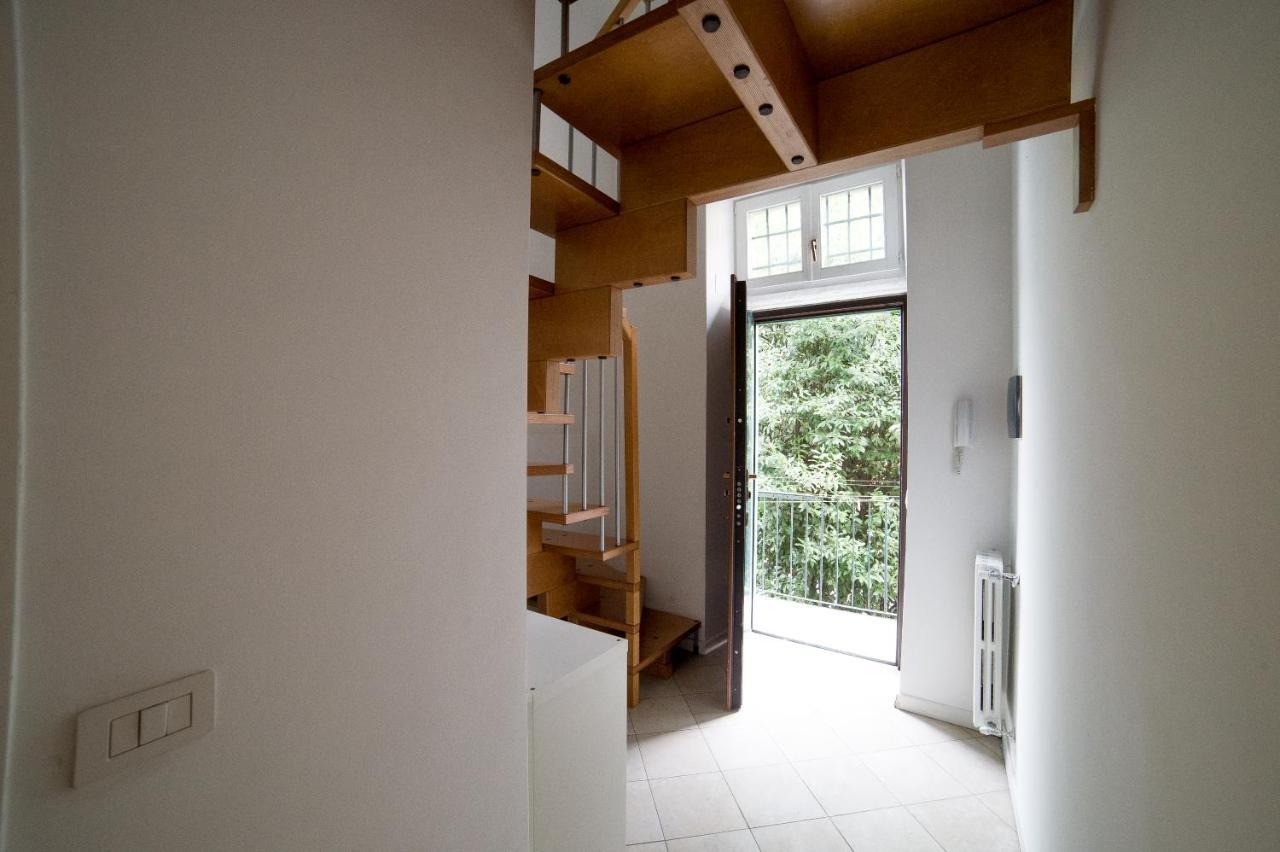 Hbhall Navigli 30 Apartment Милано Екстериор снимка