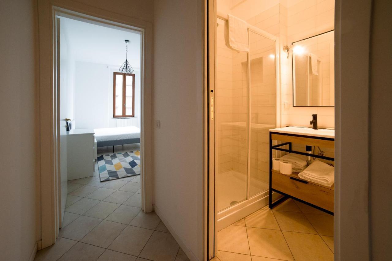 Hbhall Navigli 30 Apartment Милано Екстериор снимка